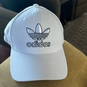 NEW Adidas white cap hat with adjustable back closure